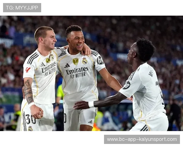 西甲皇马快攻转化高效,终场前定音